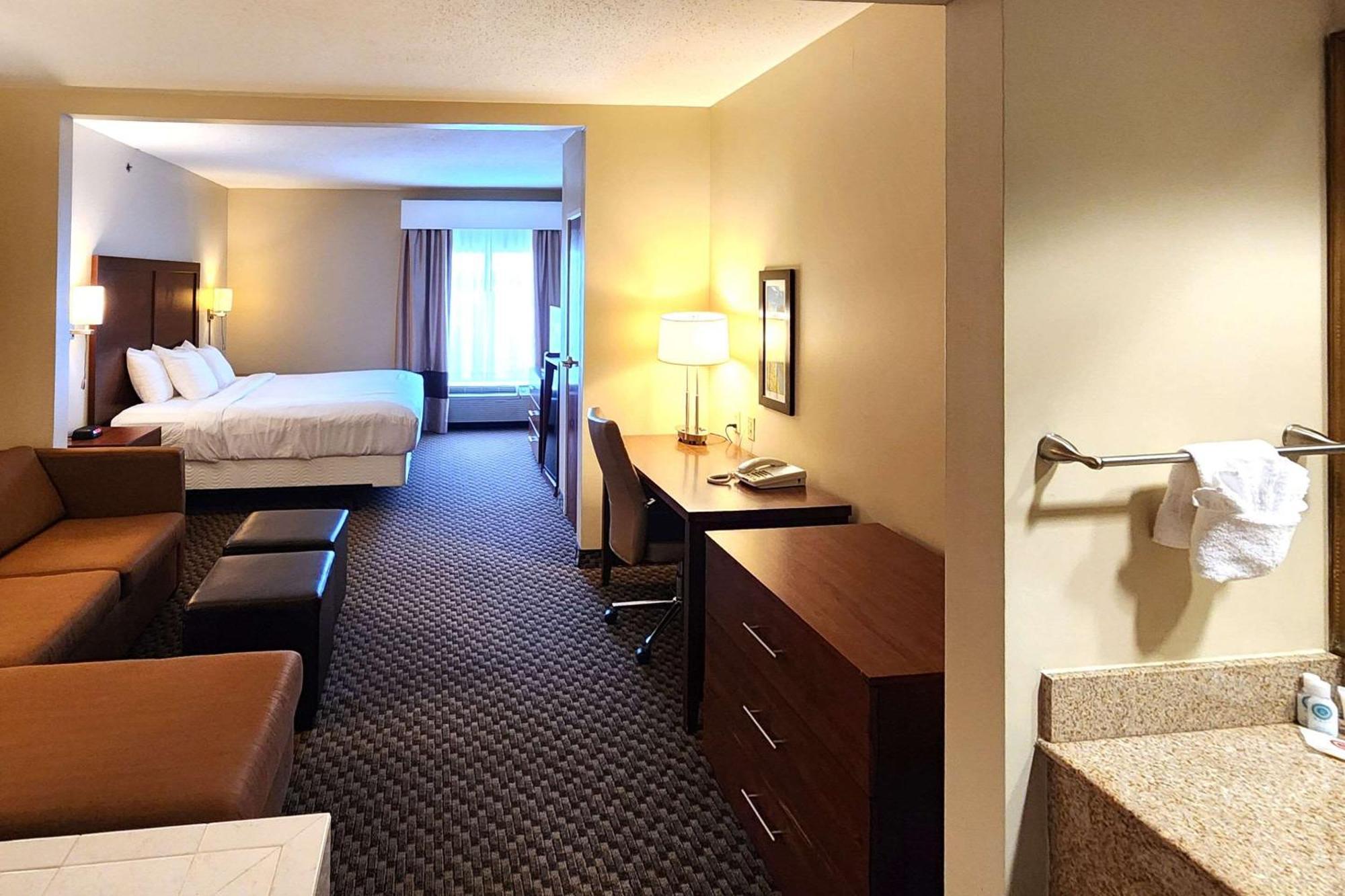 Comfort Inn & Suites Mount Pocono Exterior foto