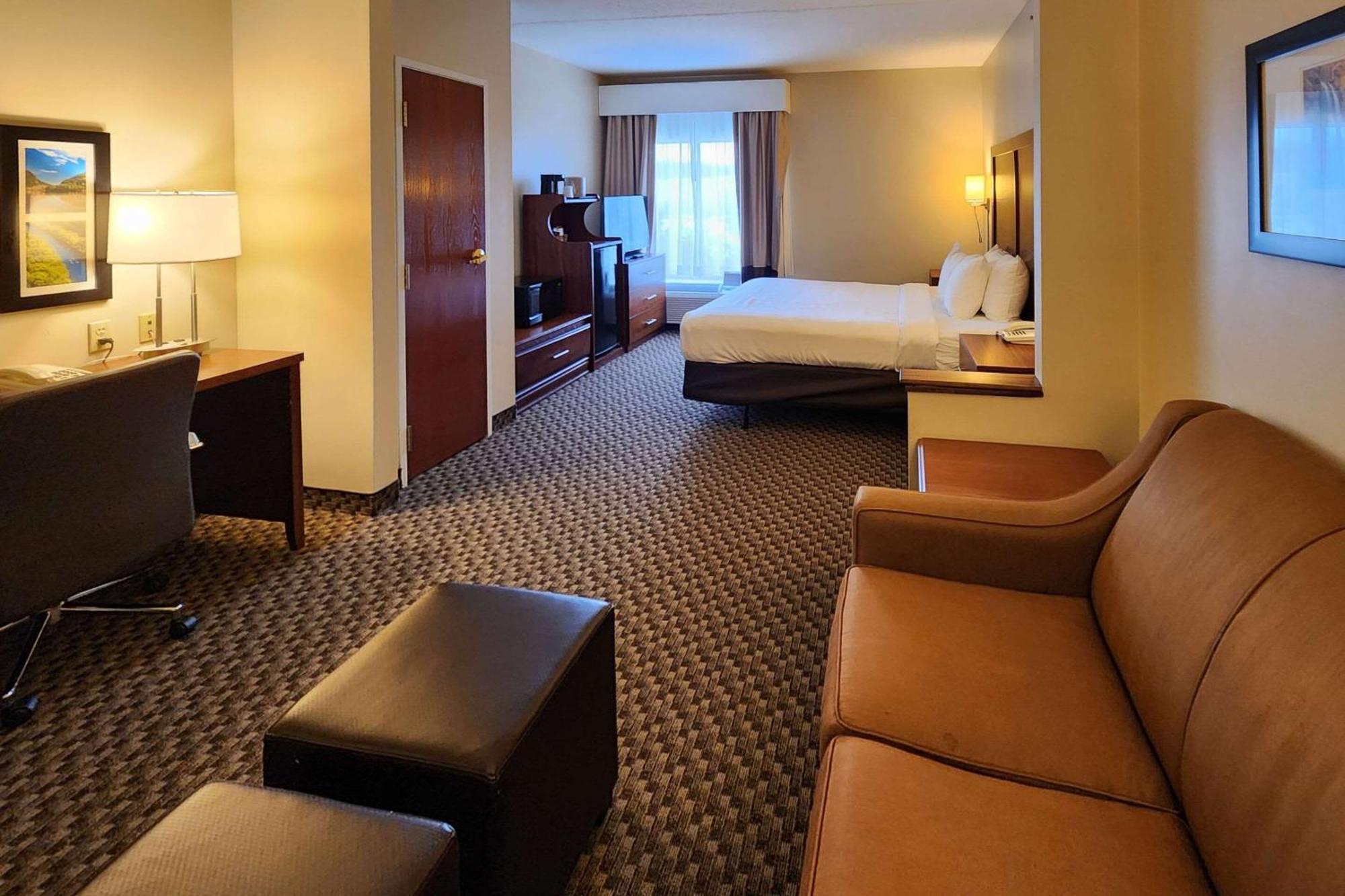 Comfort Inn & Suites Mount Pocono Exterior foto