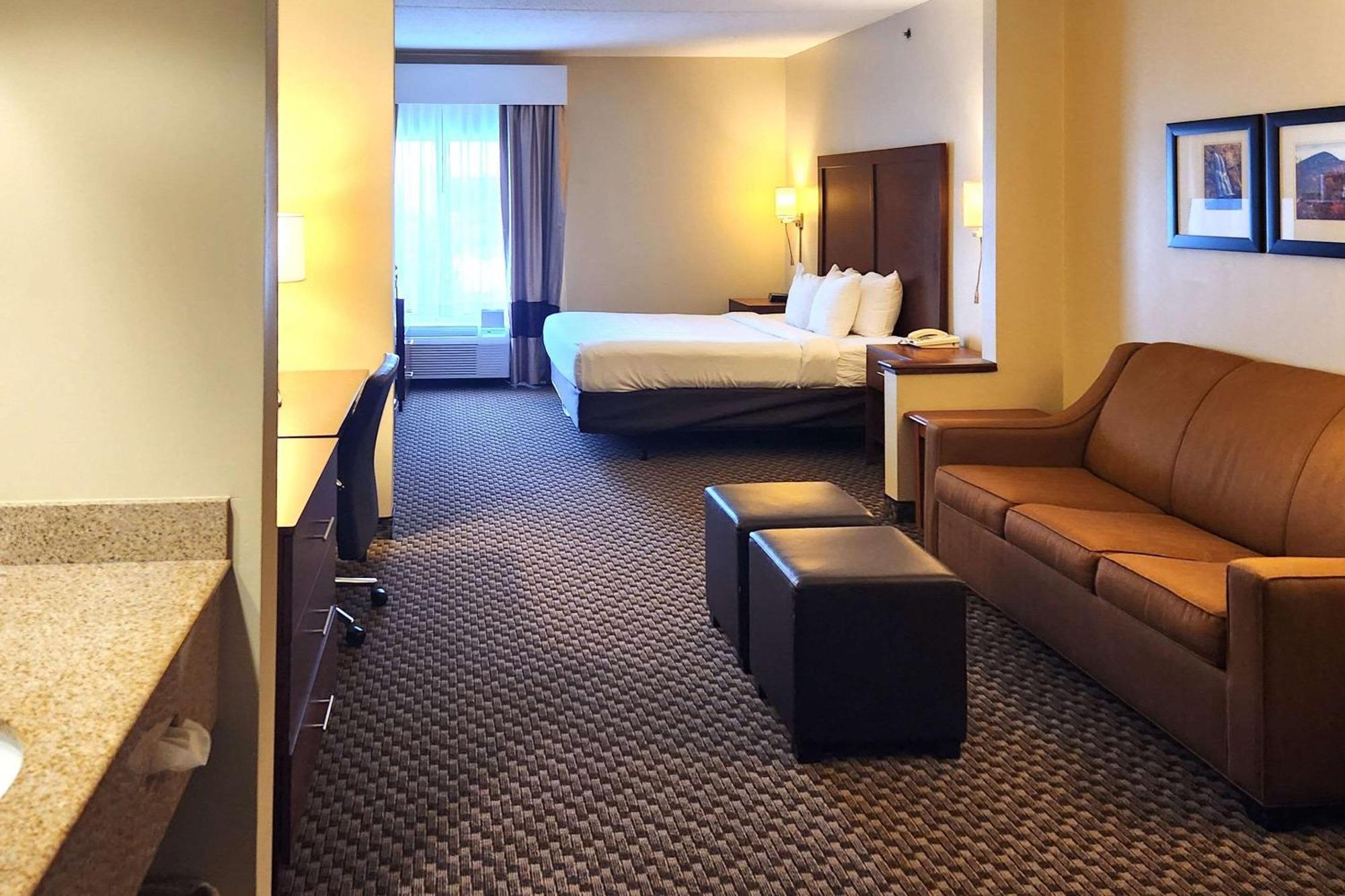 Comfort Inn & Suites Mount Pocono Exterior foto