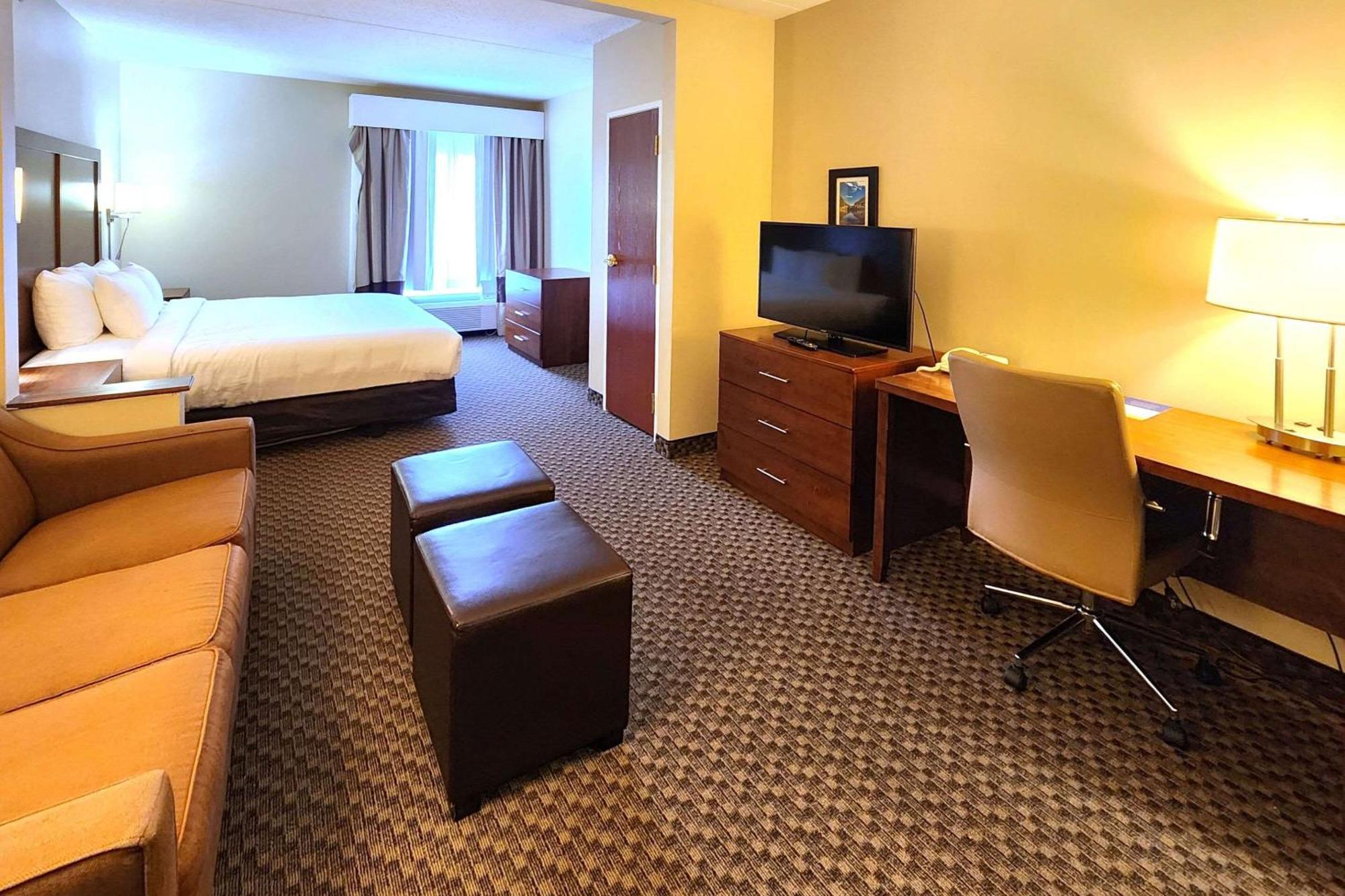 Comfort Inn & Suites Mount Pocono Exterior foto